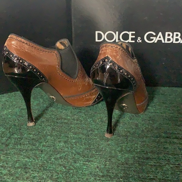 Dolce & Gabbana Oxford Heels - Picture 4 of 5